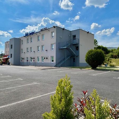 Ibis Budget Noyon Eksteriør bilde