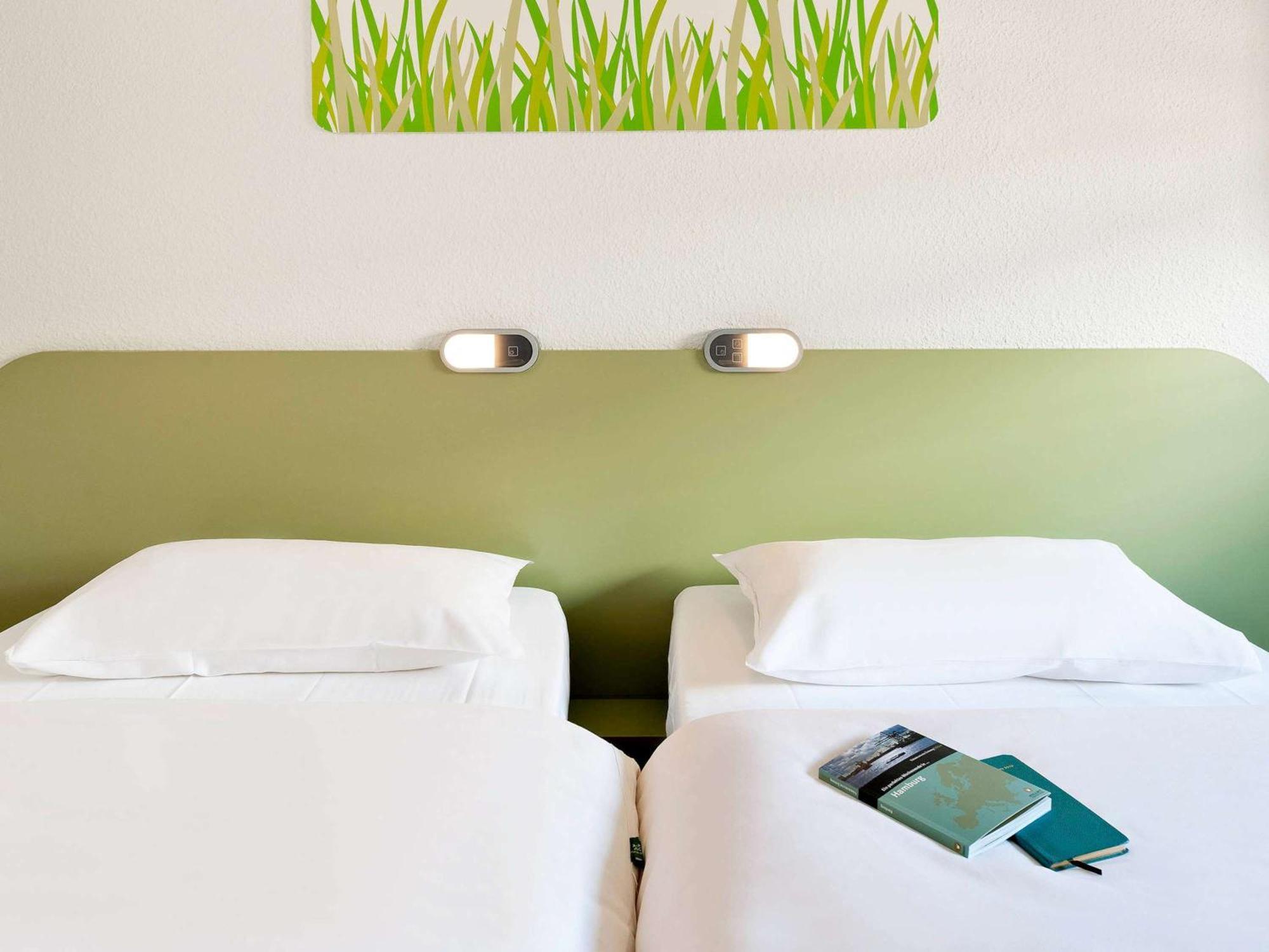 Ibis Budget Noyon Eksteriør bilde