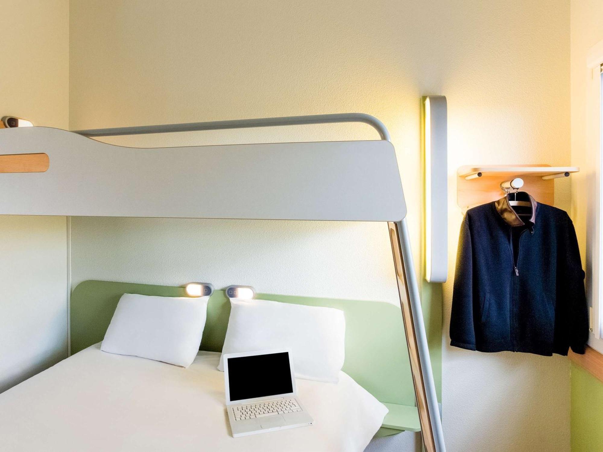 Ibis Budget Noyon Eksteriør bilde
