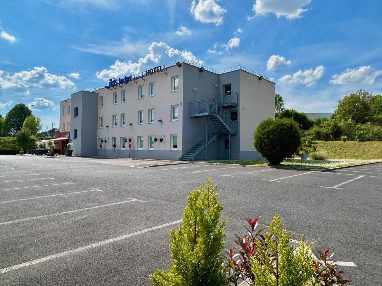 Ibis Budget Noyon Eksteriør bilde